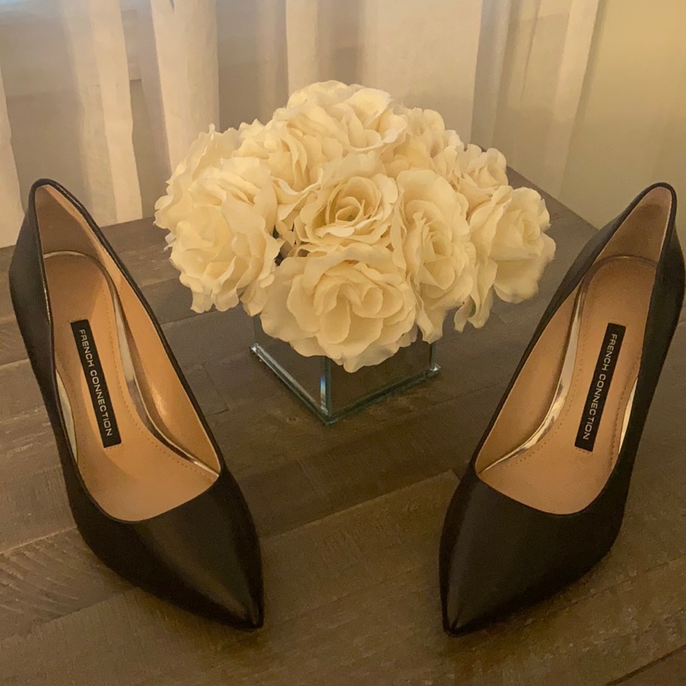 New French Connection black leather pumps